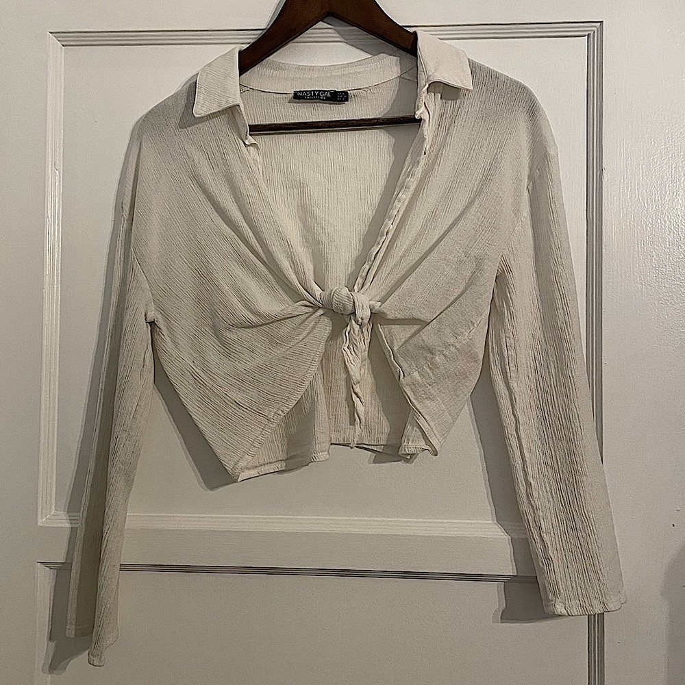 Cropped button up